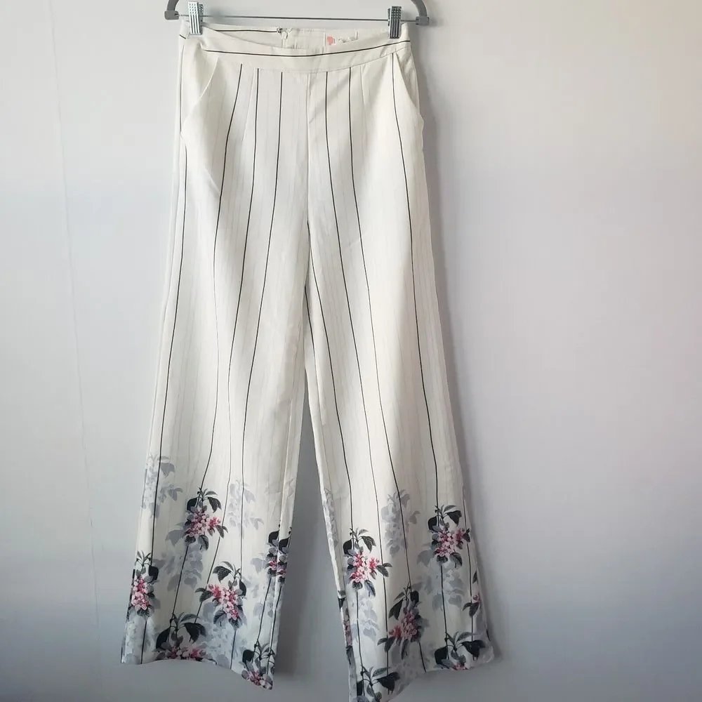 L'Atiste by amy Pinstripe Pant with Floral Border Print size M